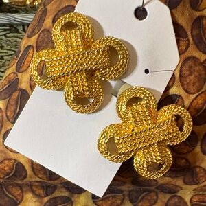 Beautiful Gold Knot clip Earrings with rubber backs